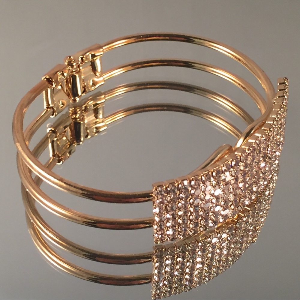 Women’s Gold Plated Bracelet - Picture 2 of 4
